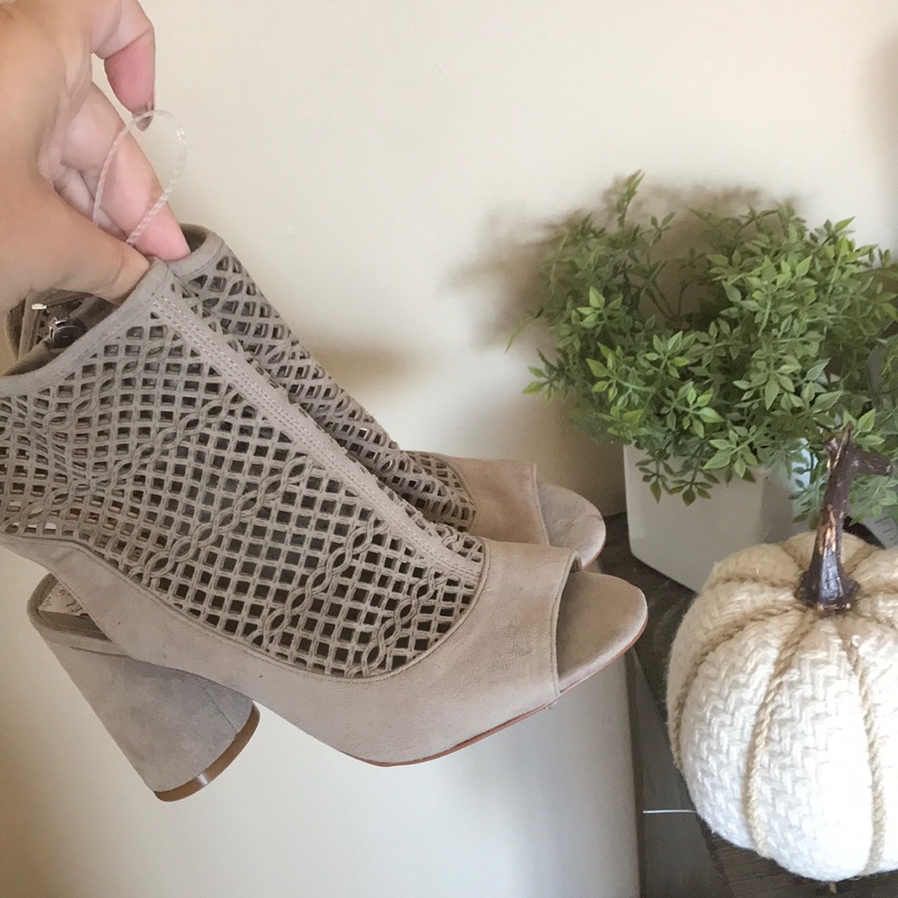 Vince Camuto tan laser cut mule heels